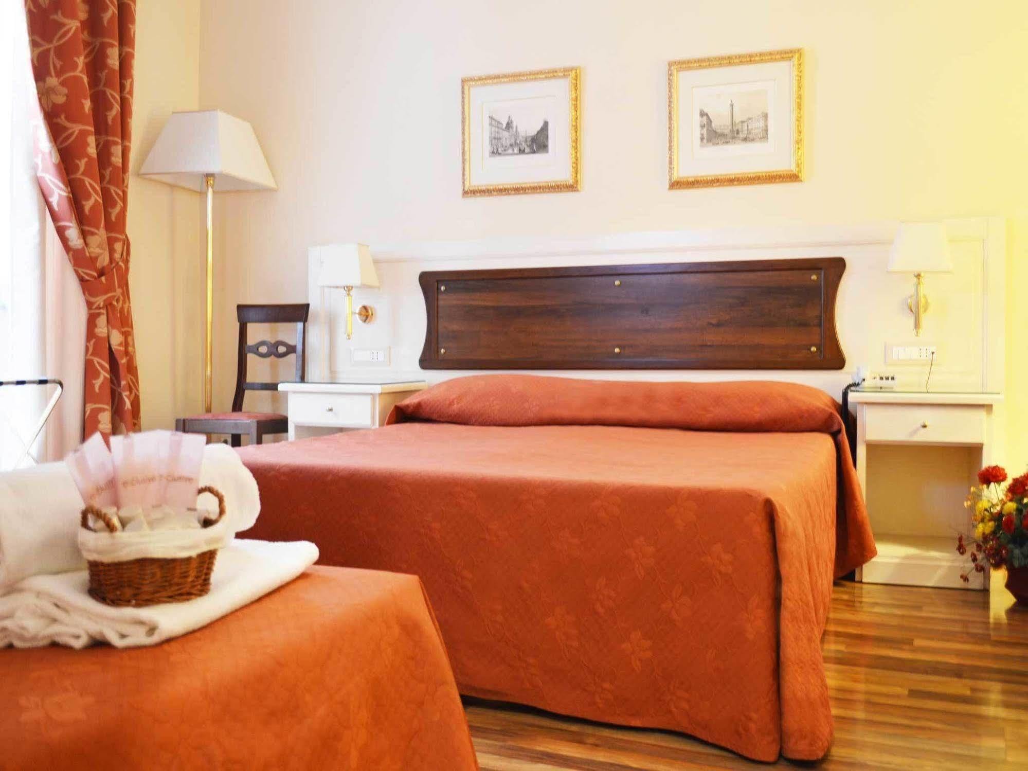Bed and Breakfast Residenza Domiziano à Rome Extérieur photo