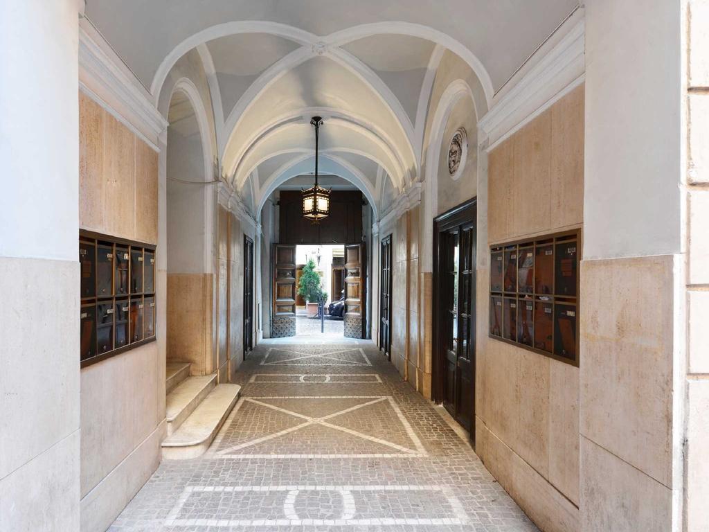 Bed and Breakfast Residenza Domiziano à Rome Extérieur photo